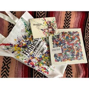 Hennessy V.S Limited Edition by JonOne Book & Tote